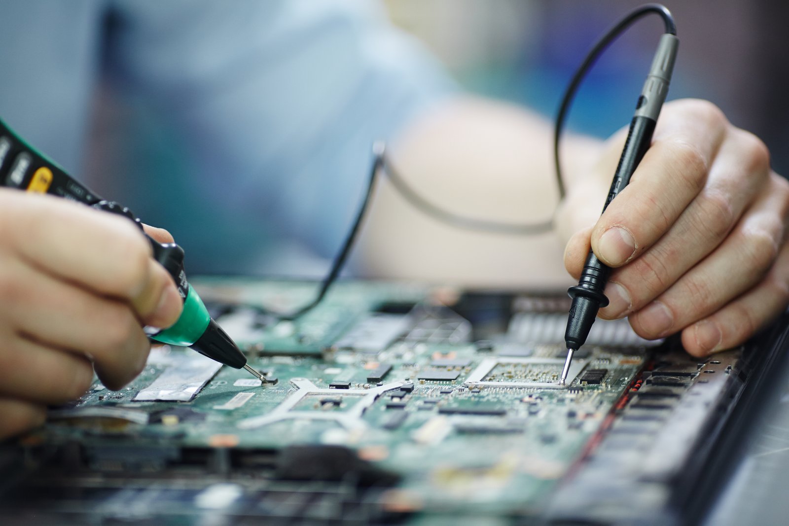 Electronics repair service